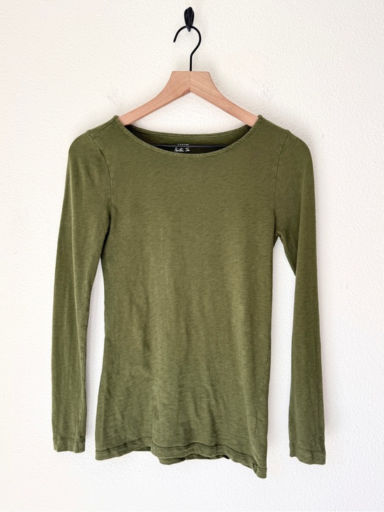 J. Crew Tops - J.Crew Painter tee - Olive Long Sleeve Tee Shirt - 100% cotton - Small